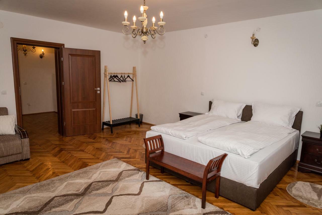 Musik Apartments Old Town 锡比乌 外观 照片