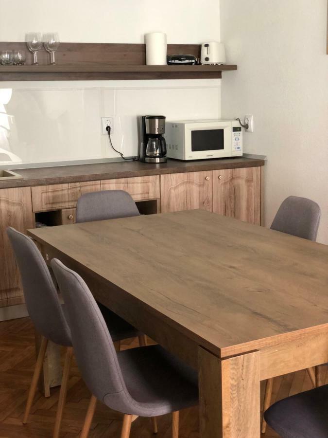 Musik Apartments Old Town 锡比乌 外观 照片